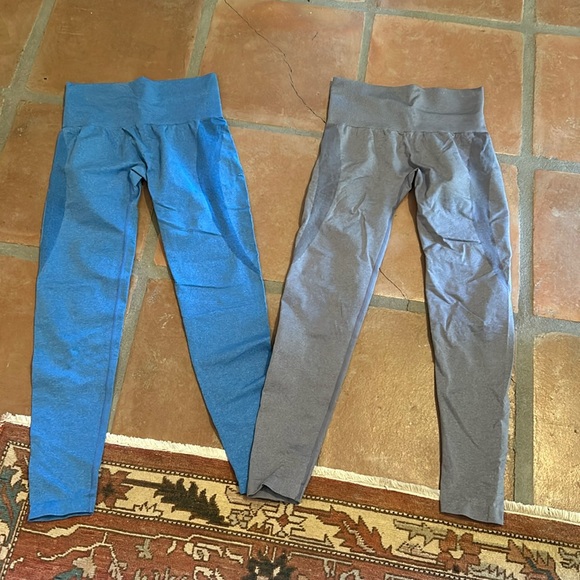 Two pairs of NVGTN contour leggings - S - great condition - Picture 3 of 5